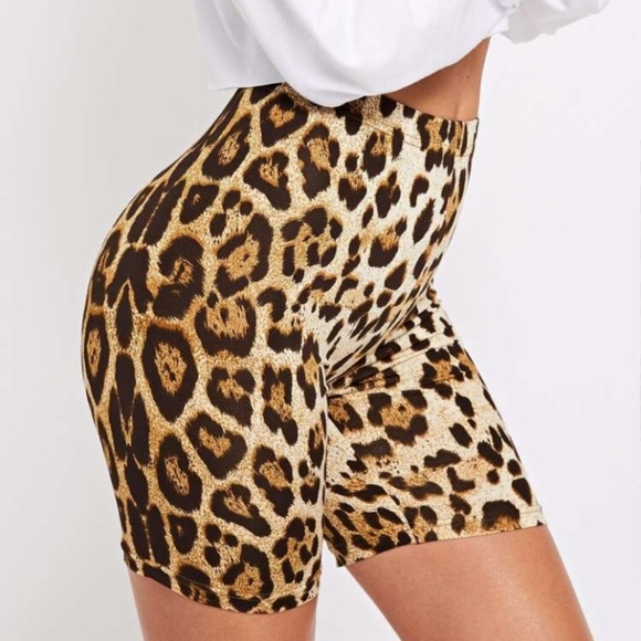 Pants - Safari | Leopard Biker Shorts